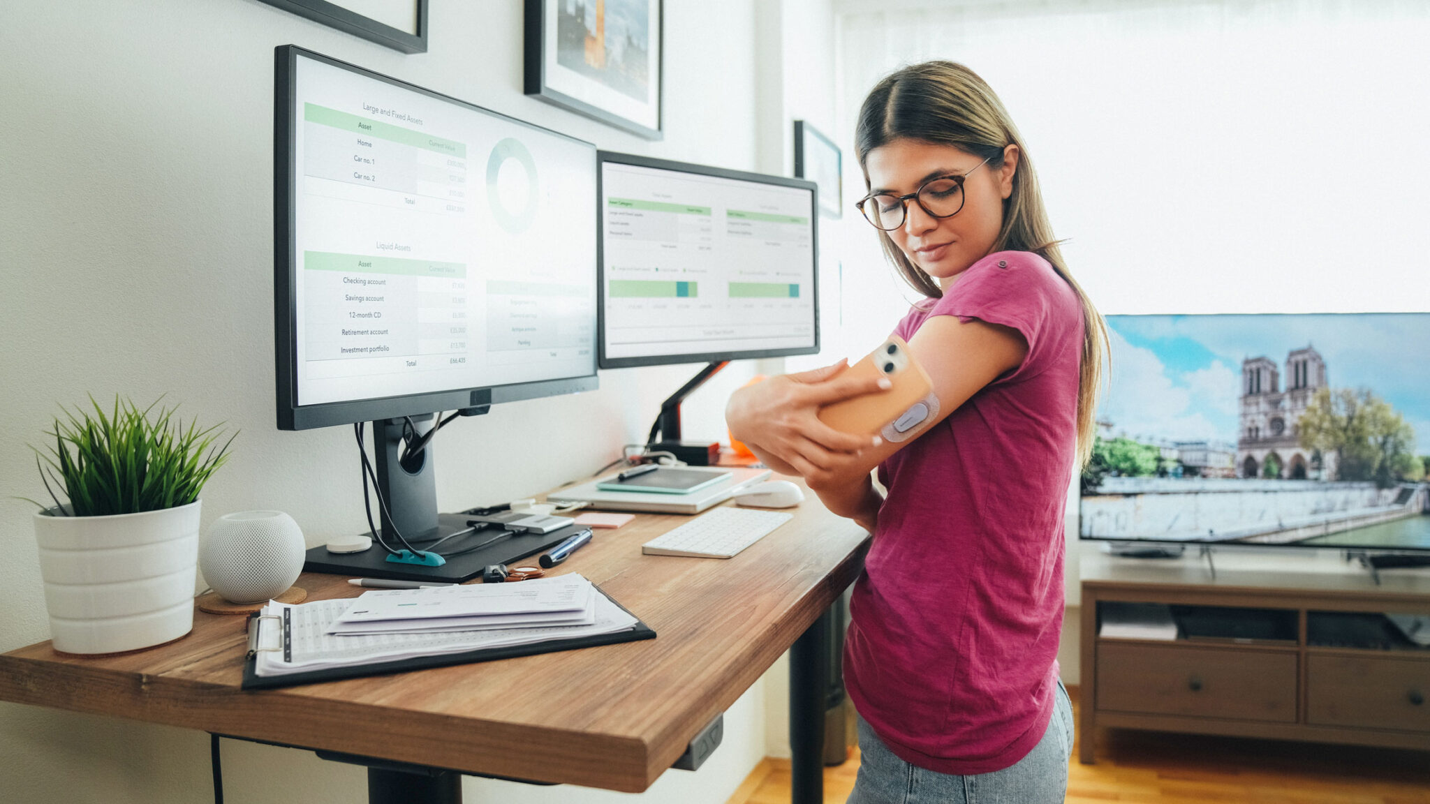 Perceived Burdens and Benefits Associated With Continuous Glucose Monitor Use in Type 1 Diabetes Across the Lifespan